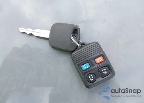 2003 Ford F-150 Lariat/Xlt z USA, uszkodzony, nr VIN 1FTRW08L33KD72381